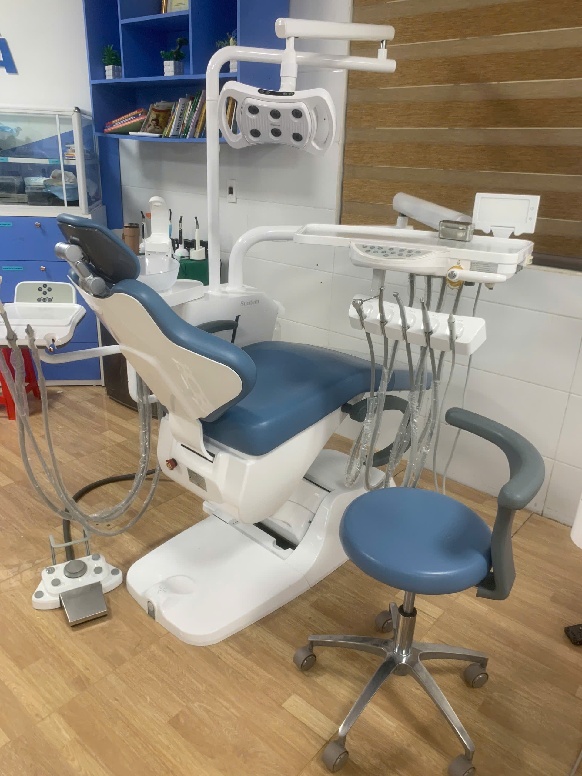 z7237166005800_a9c1189c3fb64edb4c2d60bebf3bfd05